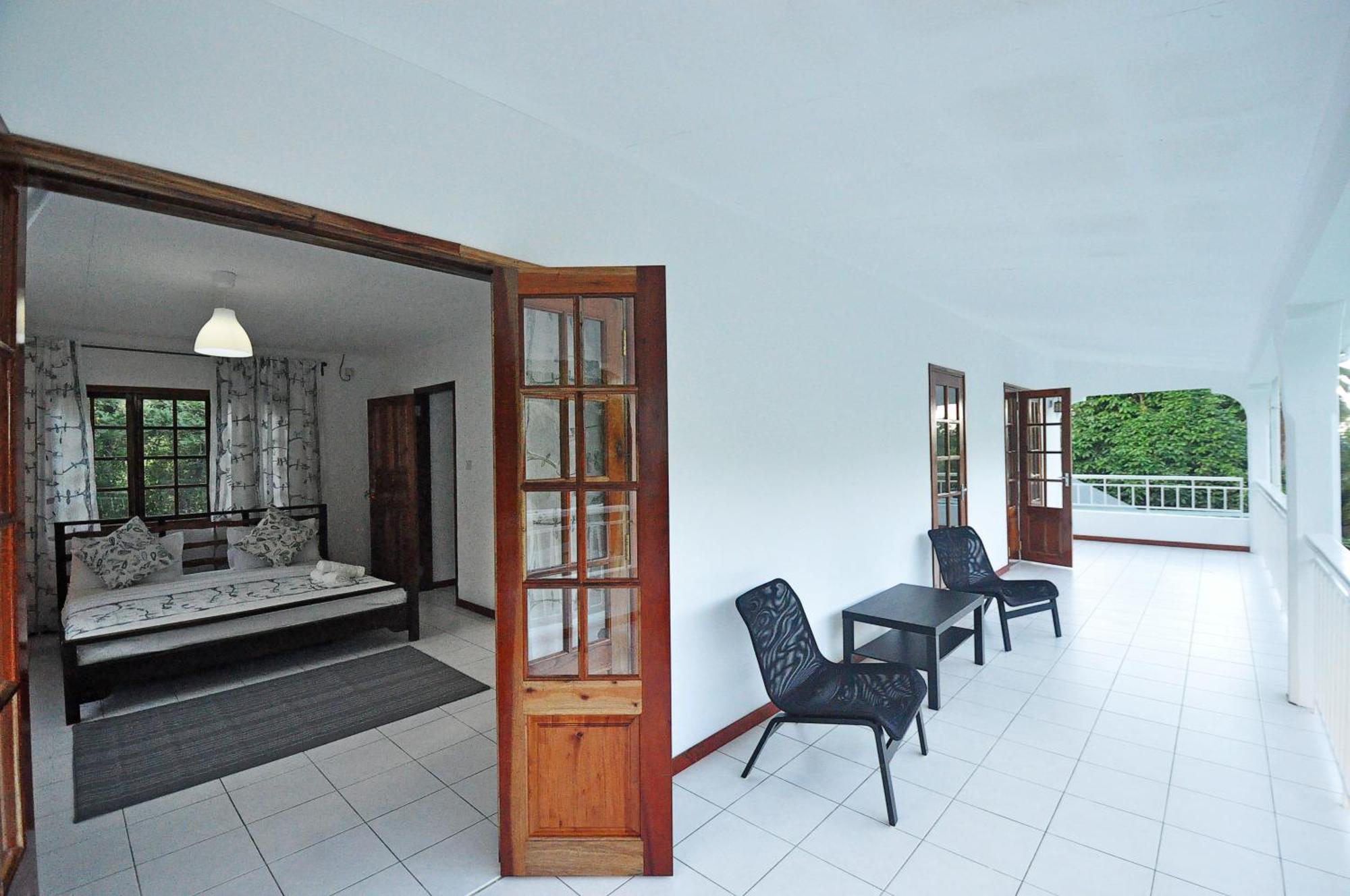 Petit Baie Chalet