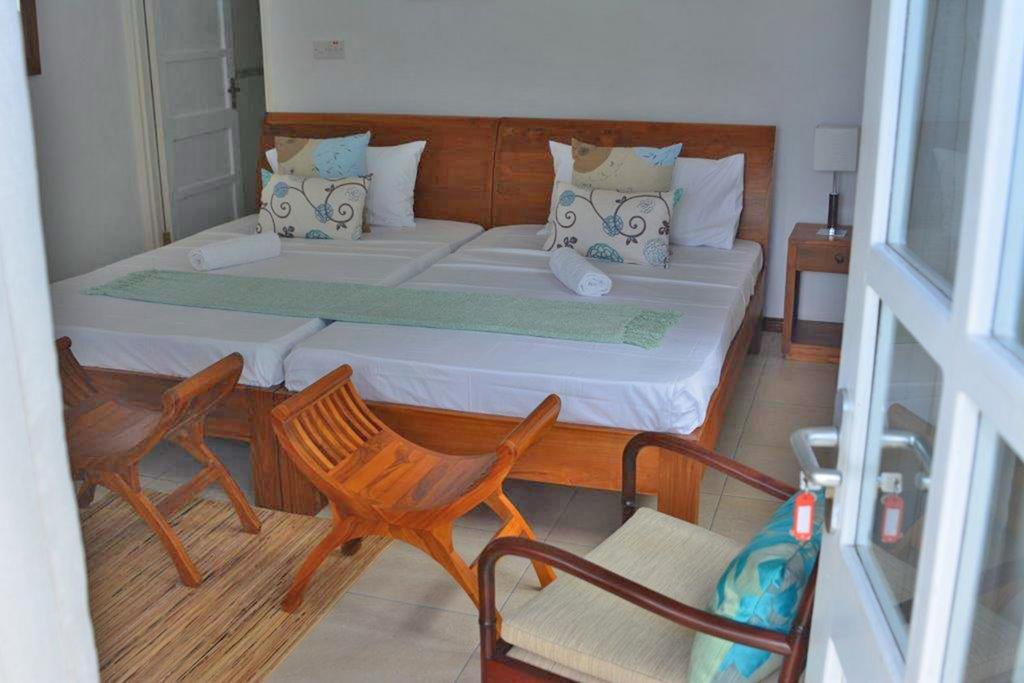 Petit Baie Chalet *